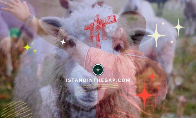 Worthy Is the Lamb: A Daily Devotional (Revelation 5:11-12)