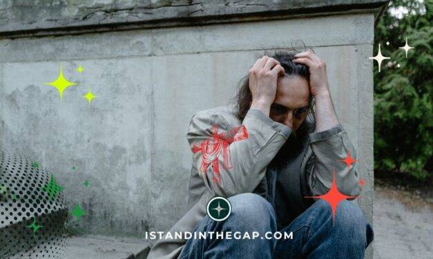 Do Not Worry: A Daily Devotional (Matthew 6:25)