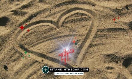Protect Your Heart: A Daily Devotional (1 John 5:21)