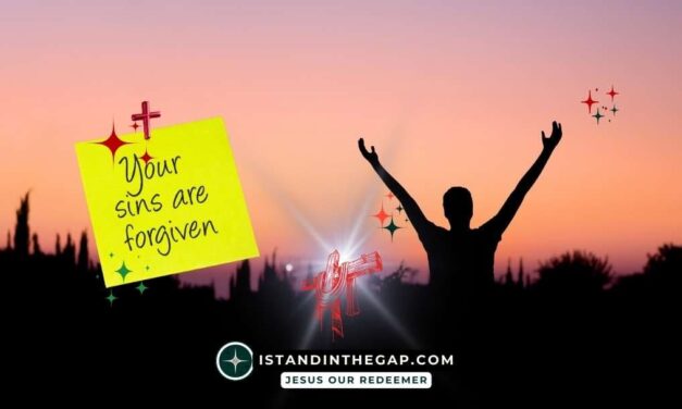 Your Sins Are Blotted Out: A Daily Devotional (Isaiah 43:25)