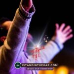 Anbetung um den Thron: Eine tägliche Andacht (Offenbarung 4:11)