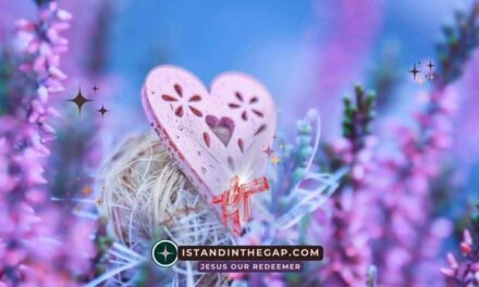 A Genuine Love: A Daily Devotional (Romans 12:9)