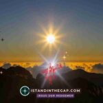 In the Beginning: A Daily Devotional (Genesis 1:1)