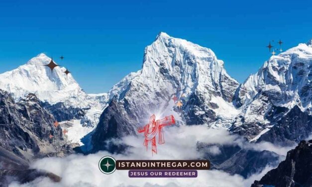 Stand Your Ground: A Daily Devotional (Ephesians 6:13-14)