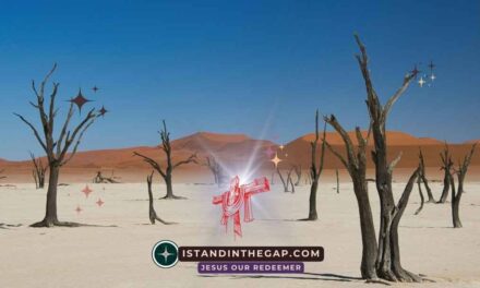 When Battles Come: A Daily Devotional (2 Corinthians 10:4)