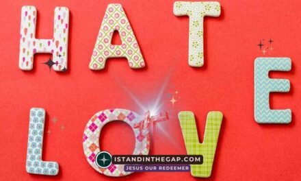 Hatred Without Cause: A Daily Devotional (Psalm 109:3)