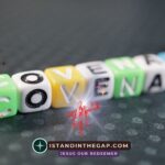 God’s Covenant Remembered: A Daily Devotional (Genesis 9:16)